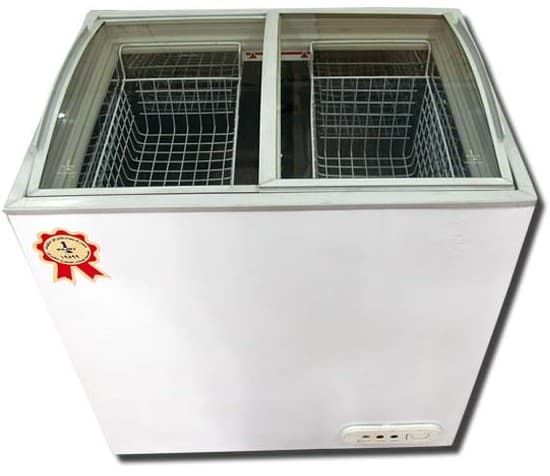 W Alaska | De-Frost Chest Freezer, 335L, White - IC 400  5 Year Warranty